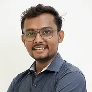 student-img